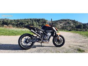 KTM 890 DUKE