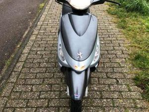 NETTE PEUGEOT VCLIC (SNOR) — SCOOTERS | PEUGEOT — MARKTPLAATS