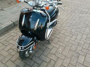 ALPHA MOTORS RETRO ROLLER 45 KM/H