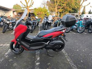 YAMAHA NMAX 125