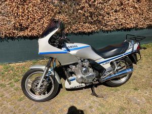 YAMAHA XJ 900