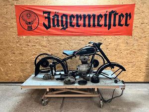 SIMSON AWO TOUREN PROJEKT MIT PAPIEREN