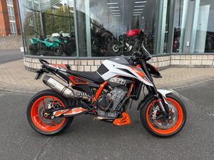 KTM 890 DUKE R