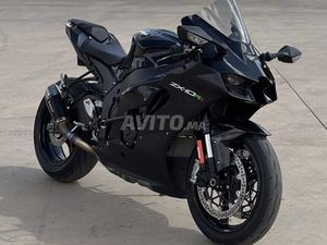 KAWASAKI ZX10R