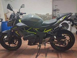 KAWASAKI - Z125