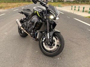 YAMAHA MT10