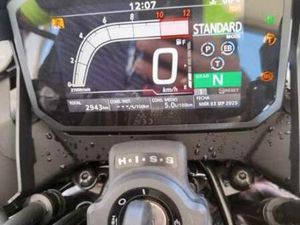 HONDA - CB HORNET 750