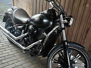 KAWASAKI VN 900 CUSTOM TOP ZUSTAND EINSPR. 13 TKM EXTRAS