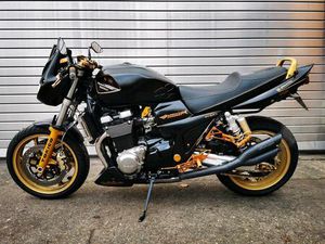 EINZELSTÜCK GSX 1400 UNFALLFREI, 24 JAHRE 1 BESITZER! TOP UMBAU