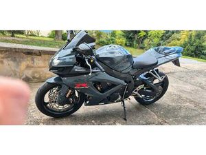 SUZUKI GSX-R 750 K6