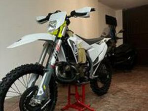 HUSQVARNA TE 250I 2022 MOTARD / ENDURO