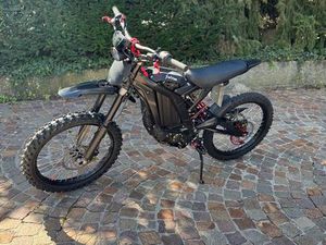 CUSTOM SUR-RON LIGHT BEE