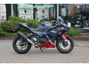 KAWASAKI NINJA 500 SE