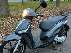 PIAGGIO LIBERTY S 2018 — SCOOTERS | PIAGGIO — MARKTPLAATS