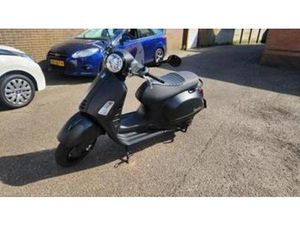 PIAGGIO VESPA GTS 300 17KW — MOTOREN | PIAGGIO — MARKTPLAATS