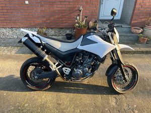 YAMAHA XT660