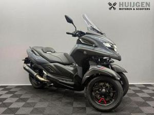 YAMAHA TRICITY 300 | AUTORIJBE | AKRAPOVIC| 3200KM (BJ 2024) — MOTOREN | YAMAHA — MARKTPLAATS