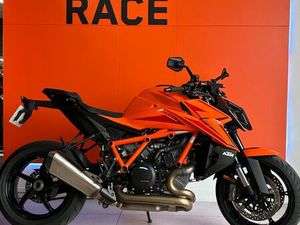KTM 1390 SUPER DUKE R EVO