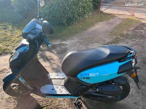 SCOOTER PEUGEOT KISBEE