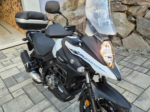 V-STROM 650 ÉQUIPÉE - ETAT NEUF - 08/2024 - 3000KM