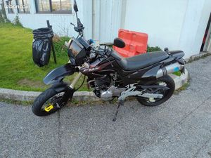 FMX 650