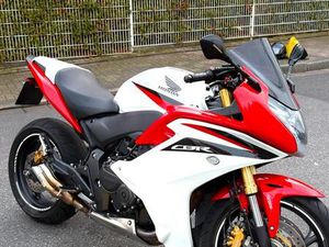 HONDA CBR 600F PC41-TOP ZUSTAND | VIELE EXTRAS | ABS | 18.000 KM