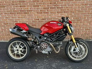 2009 DUCATI MONSTER 1100 S