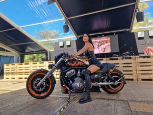 HARLEY-DAVIDSON V-ROD VRSCB