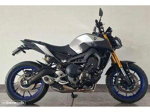 YAMAHA MT-09 SP
