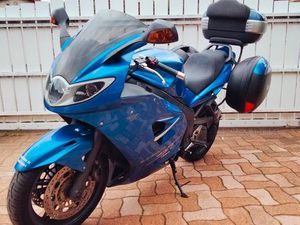 TRIUMPH SPRINT ST 1050