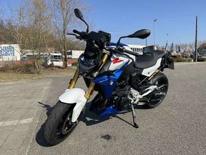BMW F 900 R