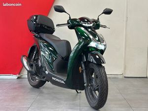 HONDA SH125 VERT SPECIAL EDITION - TOP-CASE AVEC DOSSERET