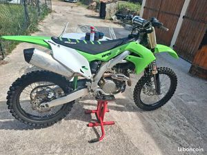 KAWASAKI KXF 450