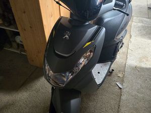 SCOOTER PEUGEOT KISBEE 2022