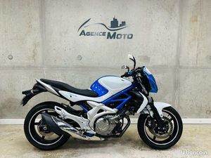 SUZUKI 650 GLADIUS