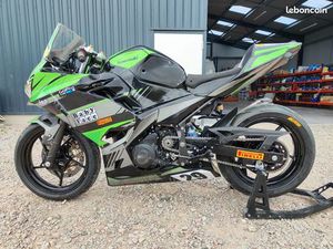 KAWASAKI NINJA 400 PISTE