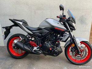 TRÈS BELLE MT 03 EXCELLENT ÉTAT