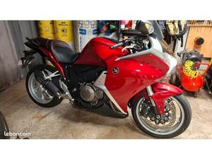 HONDA VFR 1200F