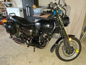 KAWASAKI W800