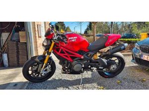 ② DUCATI MONSTER 1100S
