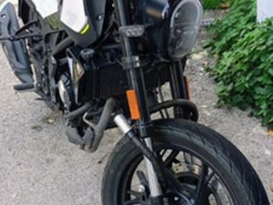 BENELLI LEONCINO 125