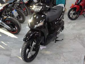 PEUGEOT KISBEE 125 - PREZZO FC. PARABREZZA E BAULETTO NERO