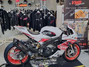 APRILIA RSV4 ROUTE ET PISTE