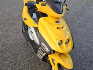 MALAGUTI FIREFOX F15 50CC 2T WATERGEKOELD — SCOOTERS | YAMAHA — MARKTPLAATS