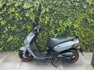 PEUGEOT KISBEE GT | BROM | 2023 | NIEUWSTAAT! — SCOOTERS | PEUGEOT — MARKTPLAATS