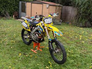 SUZUKI 250 RM-Z