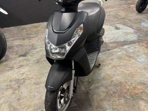 SCOOTER PEUGEOT KISBEE
