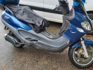 PIAGGIO X9 ÉVOLUTION