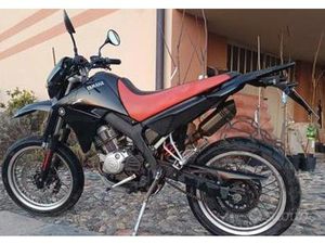 YAMAHA XT 125 X