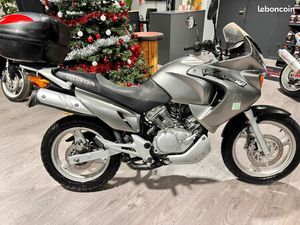 HONDA 125 VARADERO 2005 / 33946 KMS